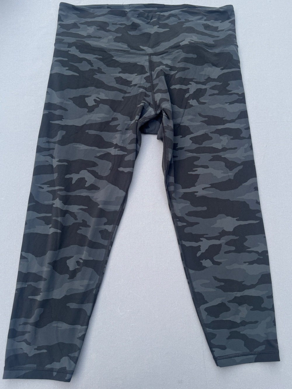 Athleta Girls' Black and Gray Camo High-Waist Leggings